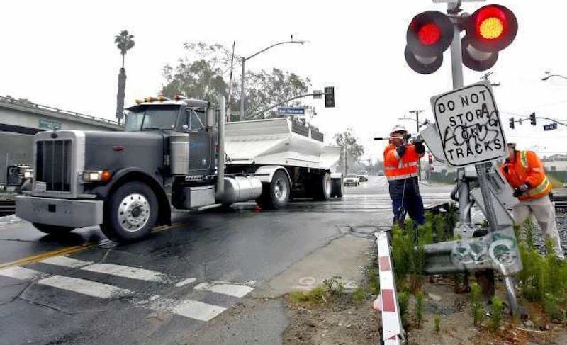 Railroad-highway grade crossing violations